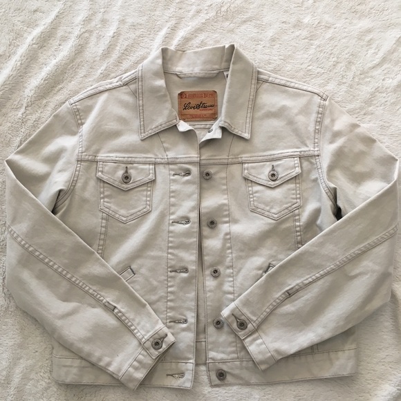 Levi's Jackets & Blazers - LEVI Strauss Signature Jean Jacket
